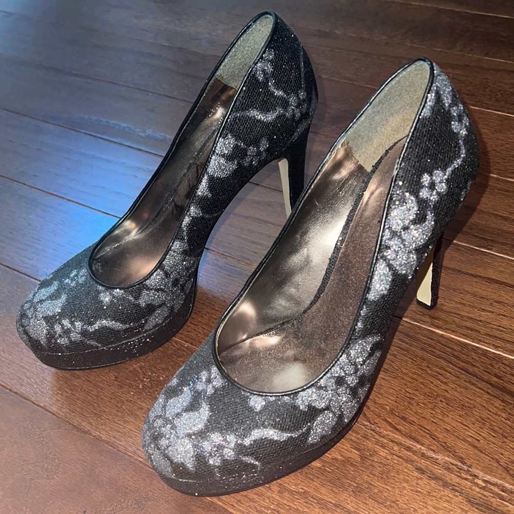 Reba heels never worn with silver and black lace design in glitter size 9